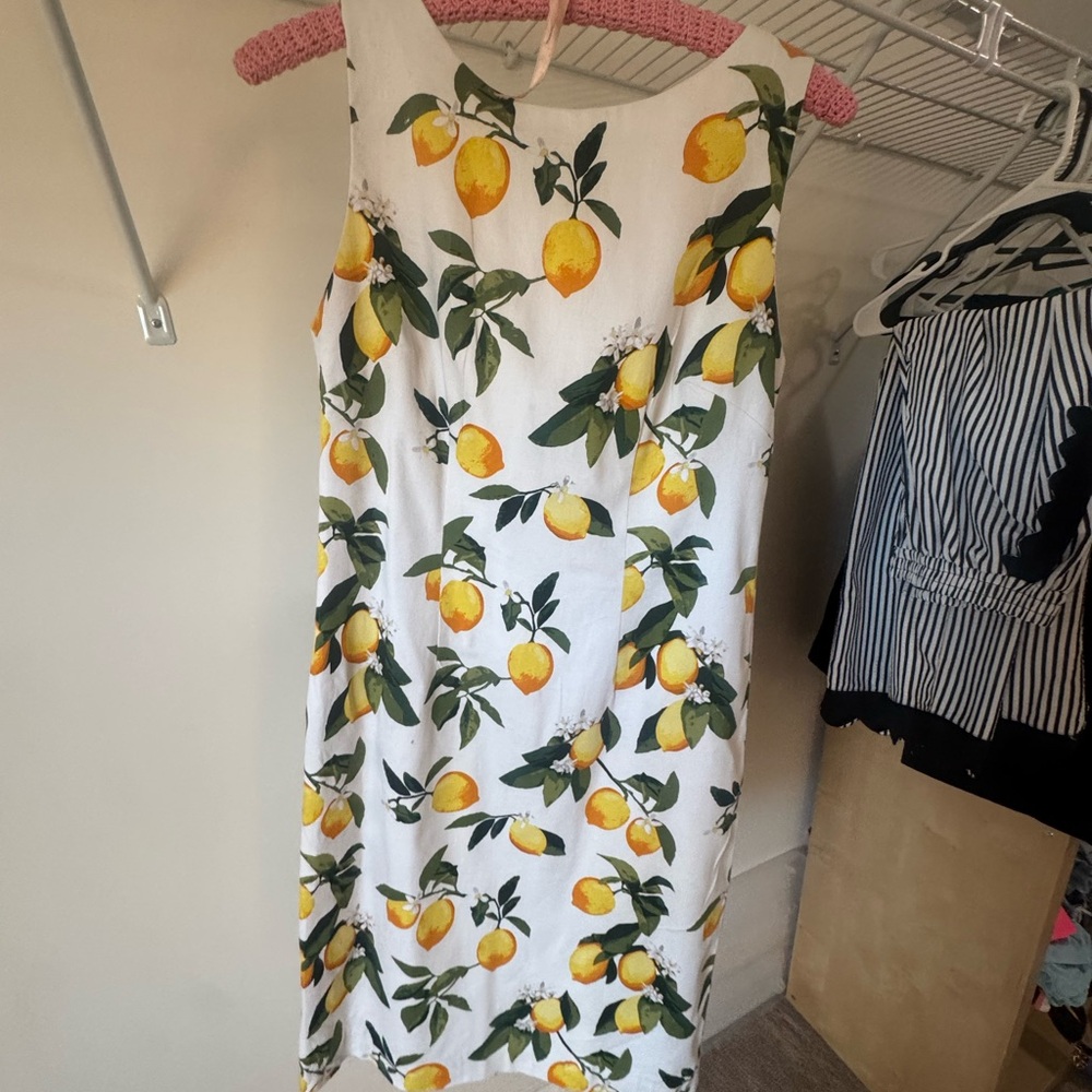madison leigh White Lemon-Print Sleeveless Shift Dress
